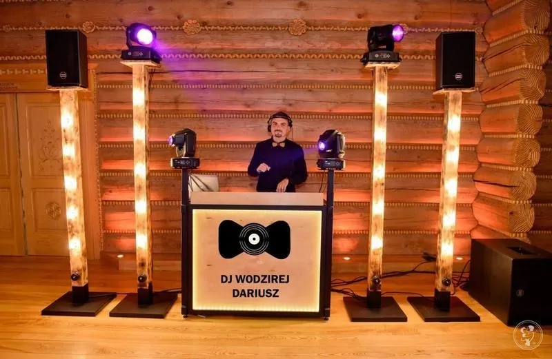 Ile kosztuje DJ na imprezę? Cennik, czynniki wpływające na ceny i praktyczne porady