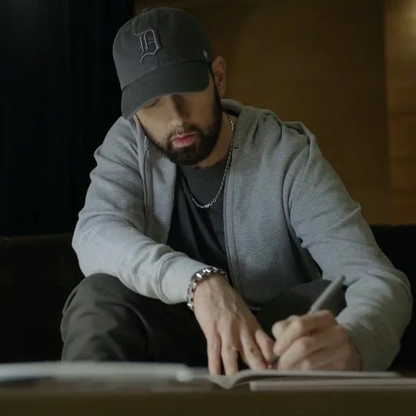 Poznaj skąd pochodzi Eminem i jak Detroit ukształtowało jego korzenie
