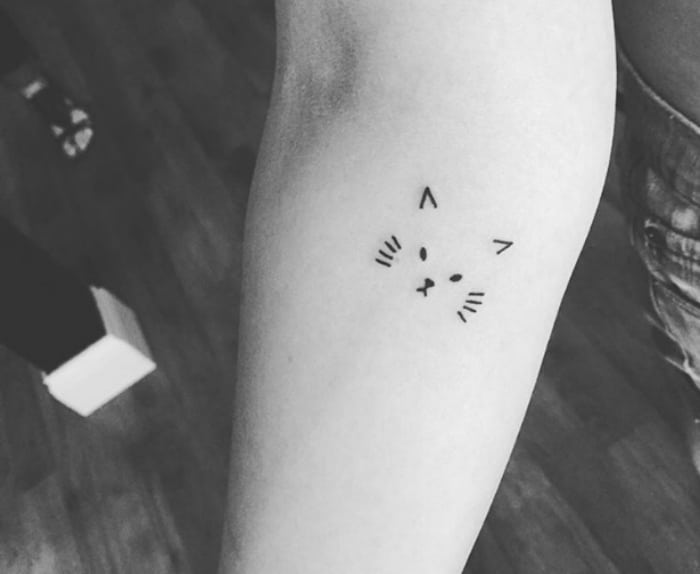 tatuajes de gatos sencillos