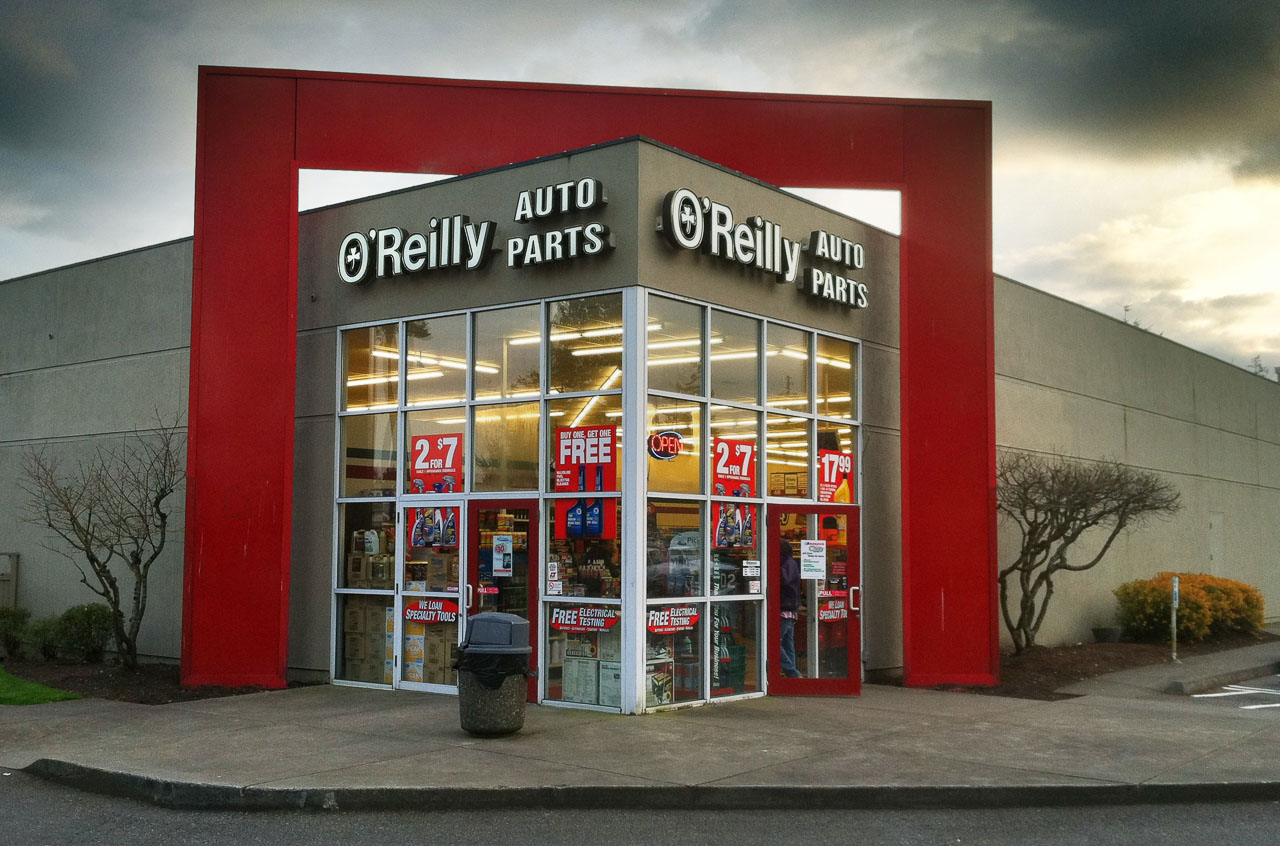 auto parts store open now near me