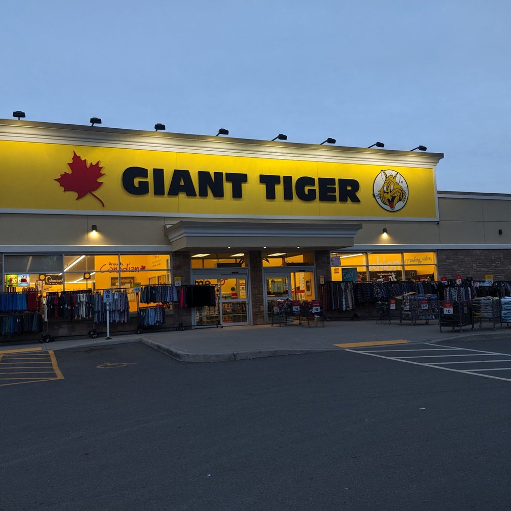 dollarama hours peterborough