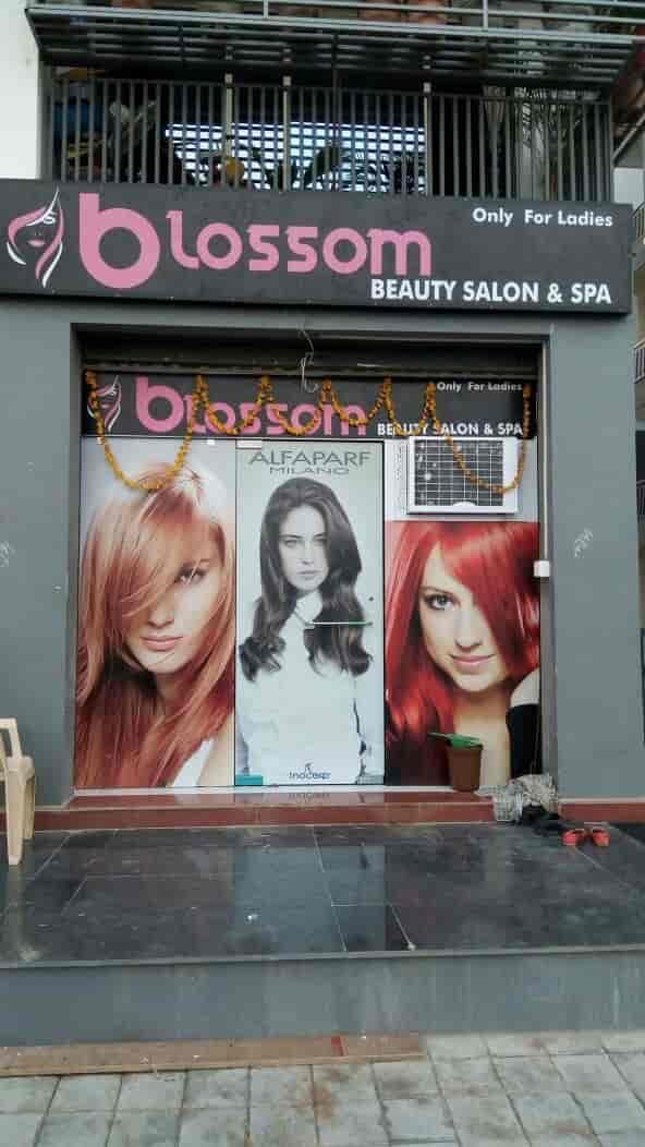 blossom salon near me