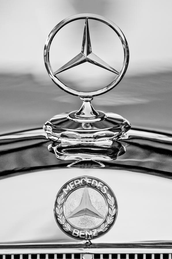 mercedes benz hood ornament