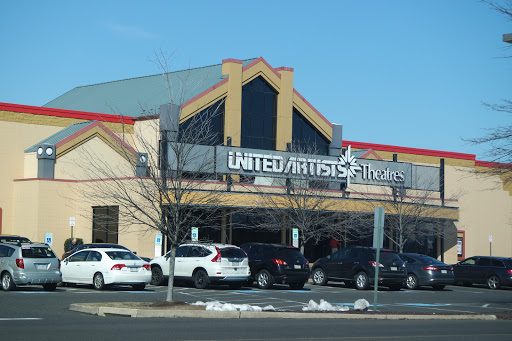 oxford valley regal theater