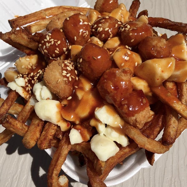 pongs poutine