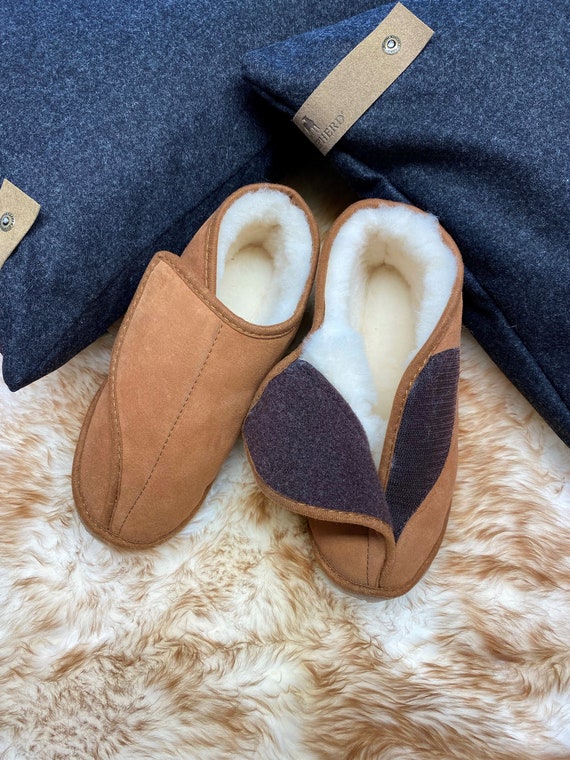 mens sheepskin mules