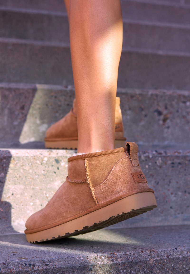 ugg chestnut