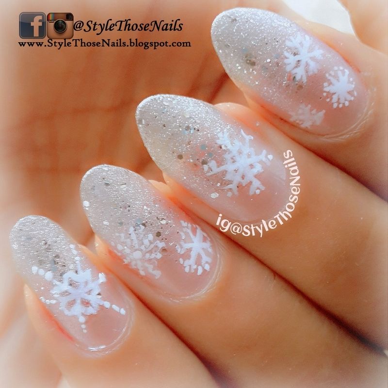 white snowflake nails