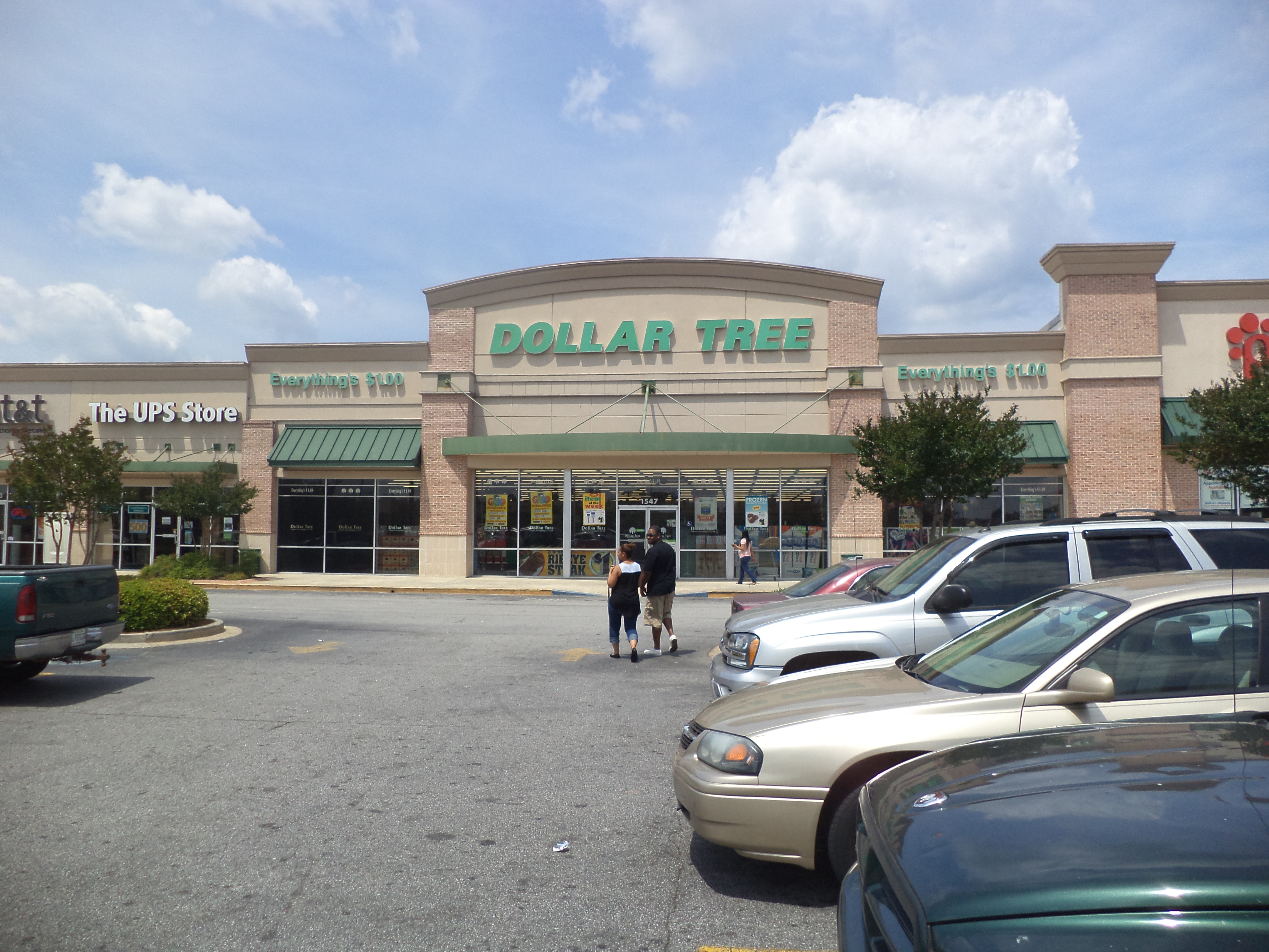 closest dollar tree