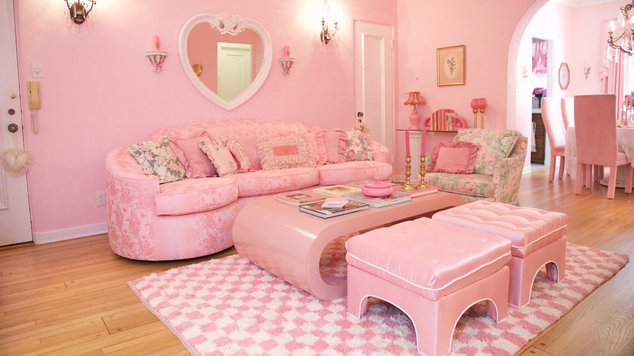 barbie wallpaper for bedroom