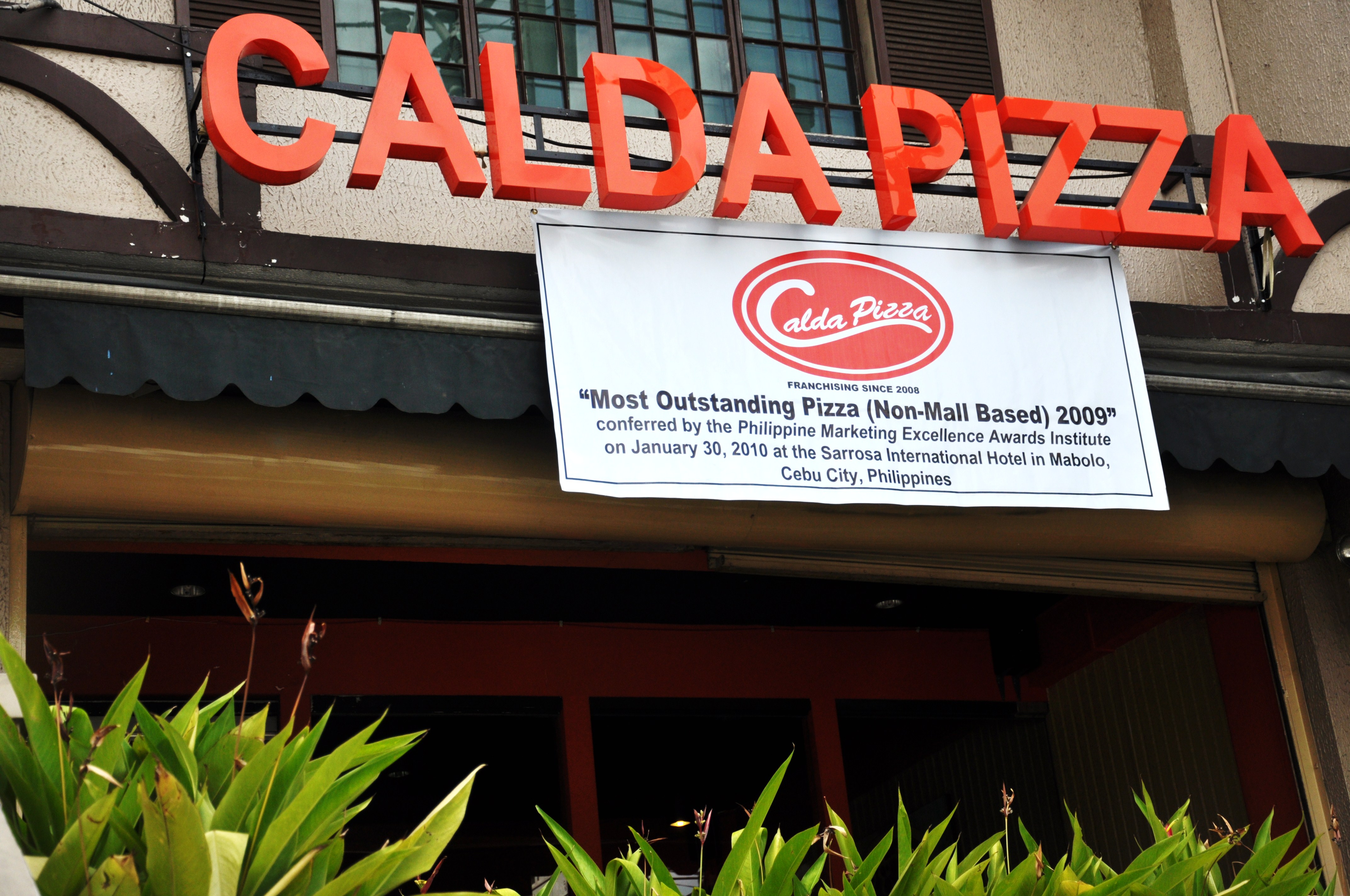 calda pizza makati