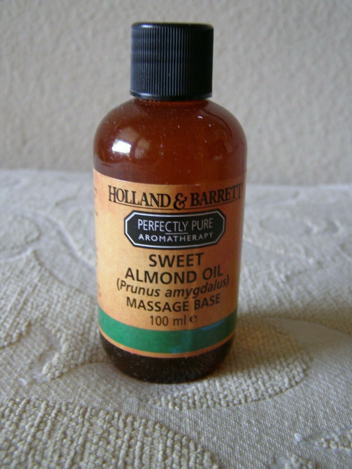 holland and barrett massage oil