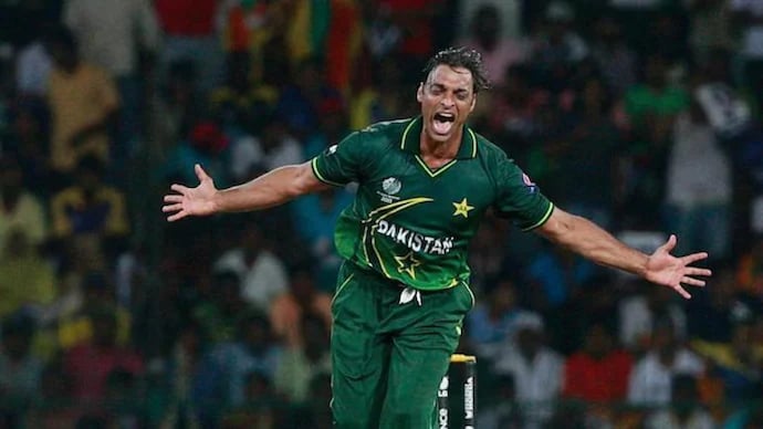 shoaib akhtar