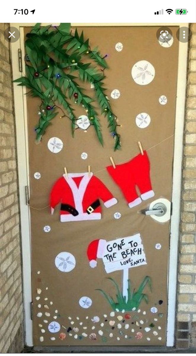 santa gone to the beach door decoration