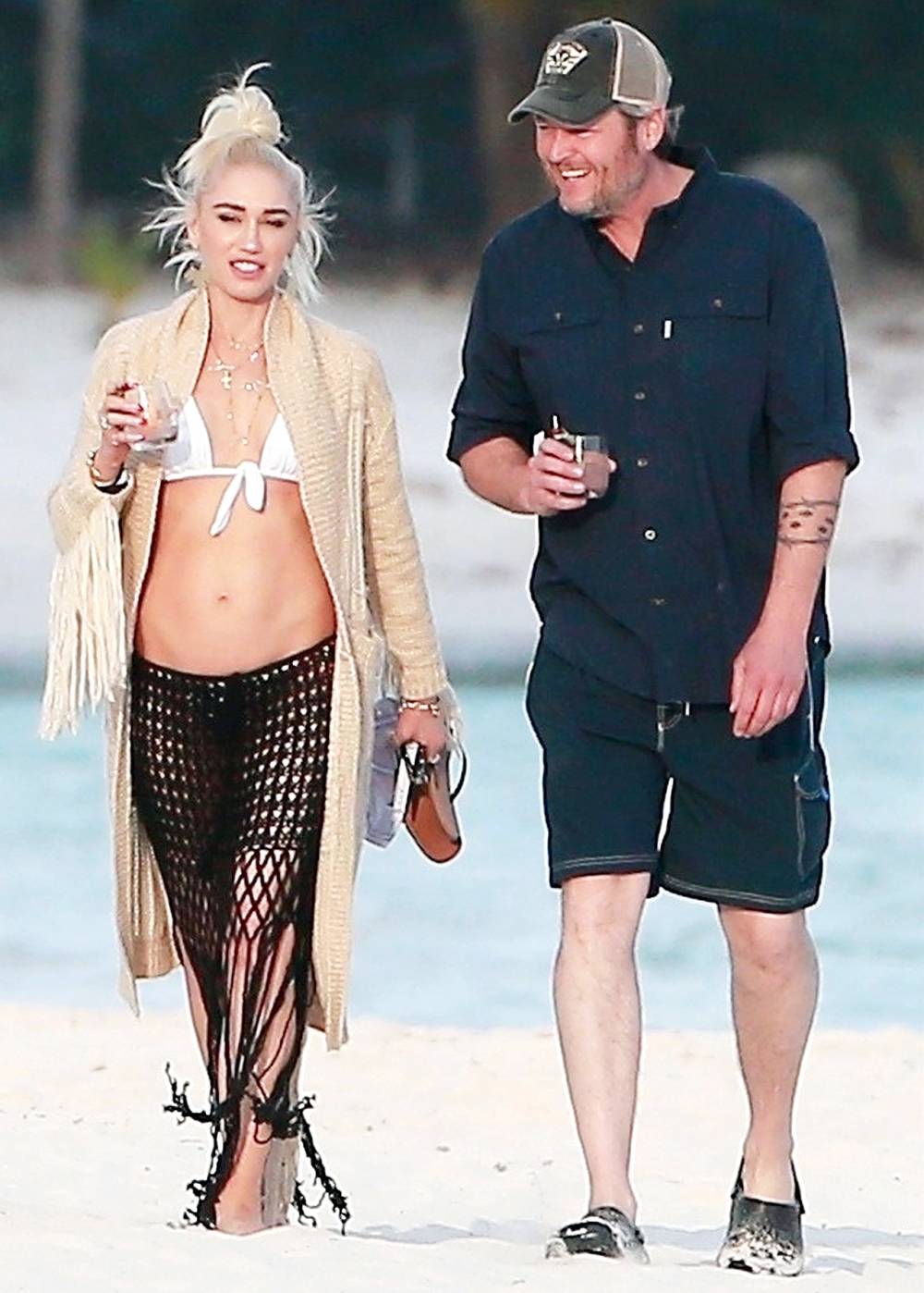 gwen stefani in bikini