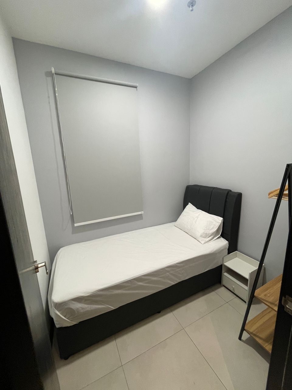 bedroom for rent near me