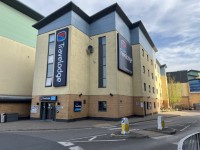 travelodge in edmonton green