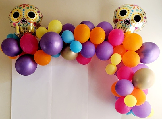 arcos de globos dia de muertos