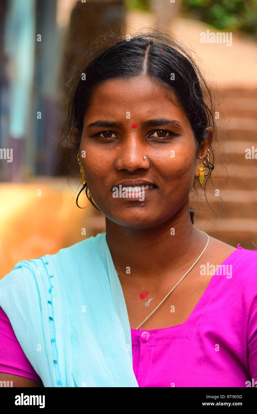 kerala aunty girl