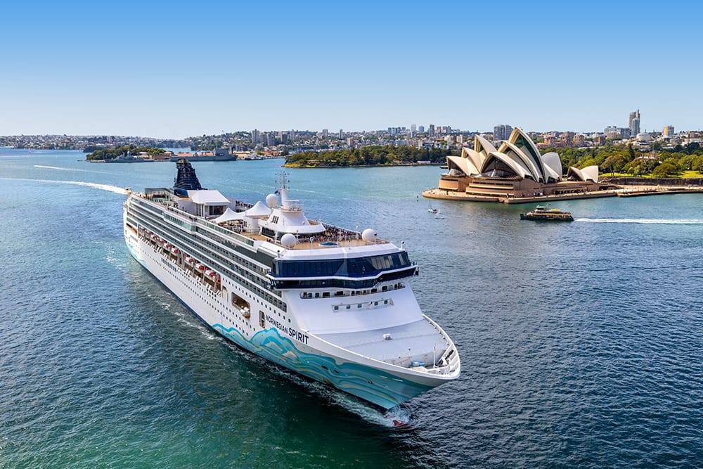 cruises from melbourne to new zealand 2024