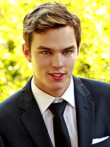 películas y programas de tv de nicholas hoult