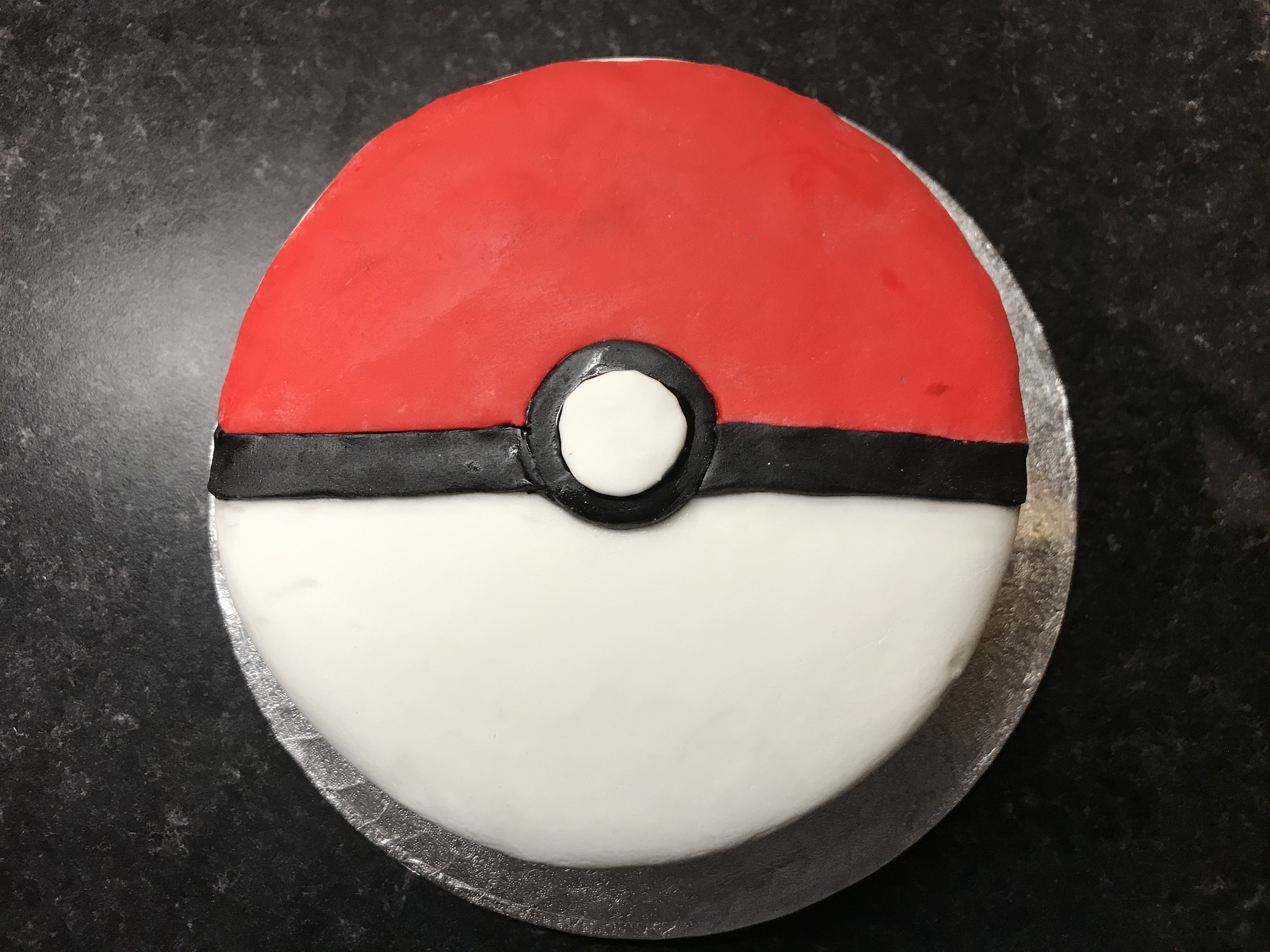 pokeball cake