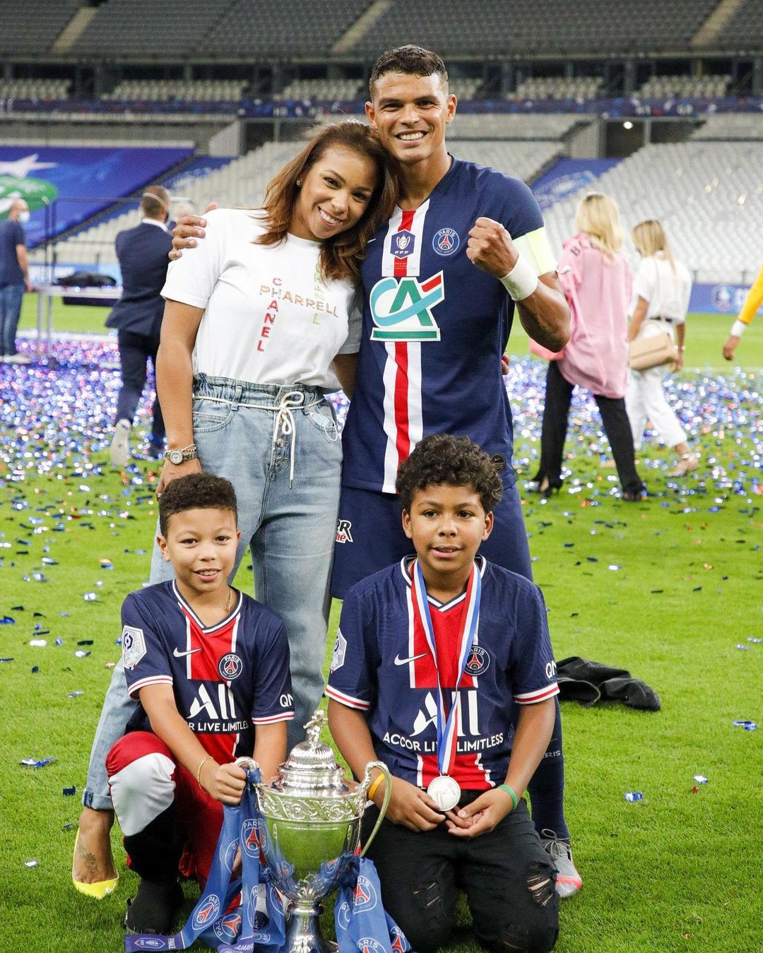 thiago silva sons