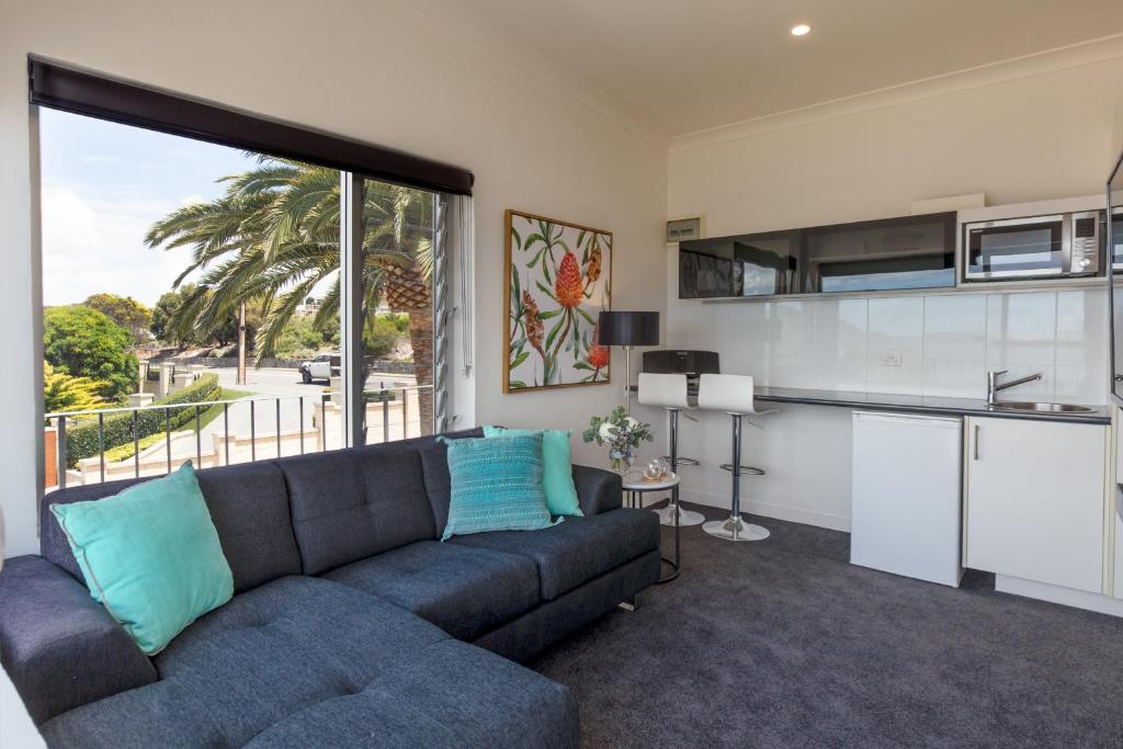 bay 10 accommodation port lincoln