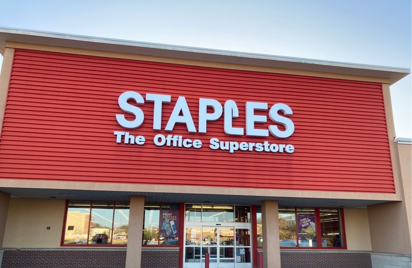 staples near.me