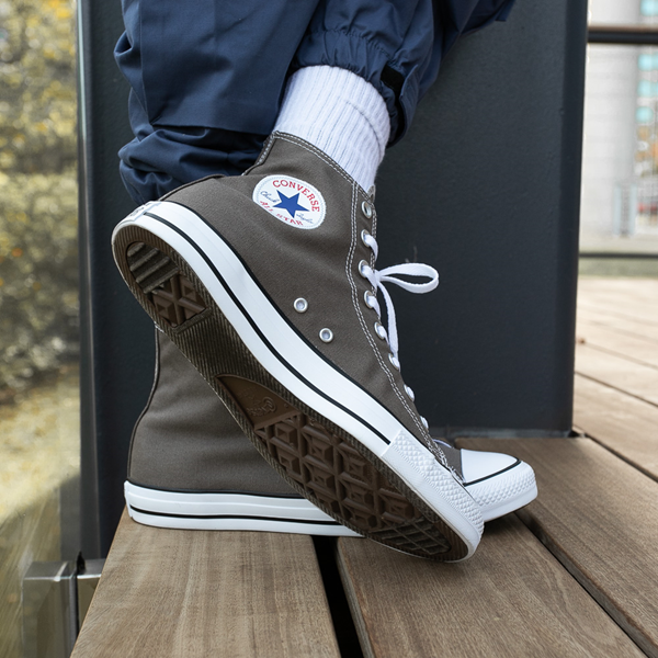 chucks footwear