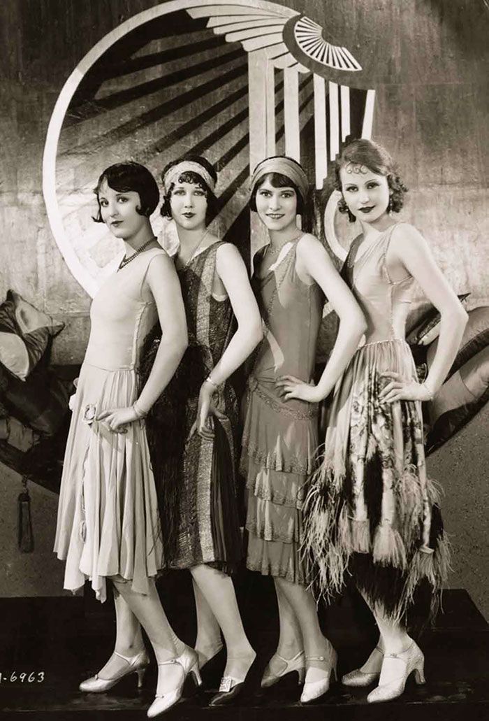 20s style women