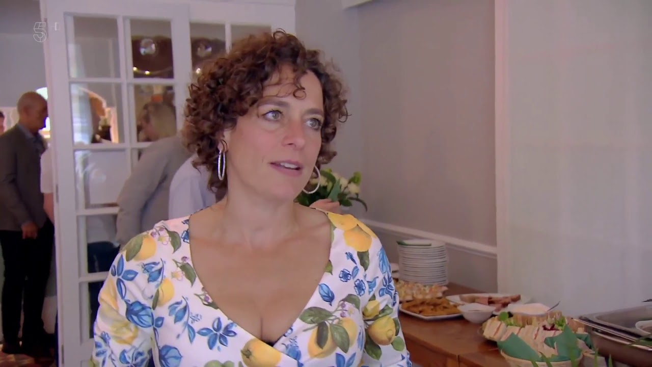 alex polizzi boobs