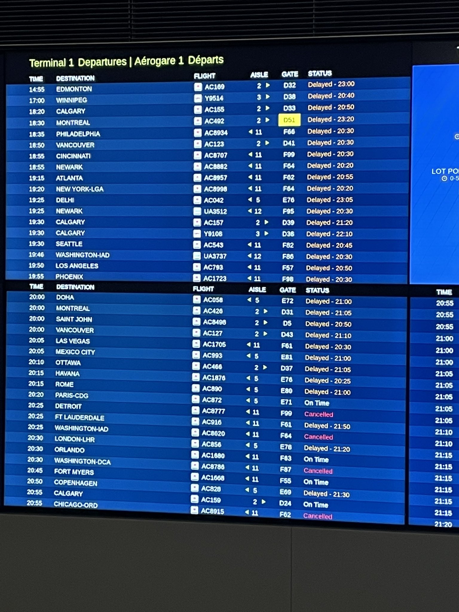 toronto pearson flight status