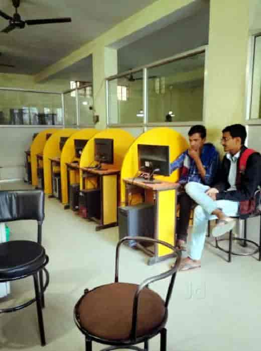 cyber cafe jaipur