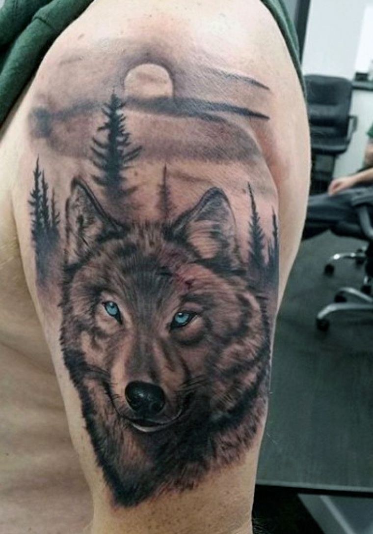 tatuajes de lobos con paisajes