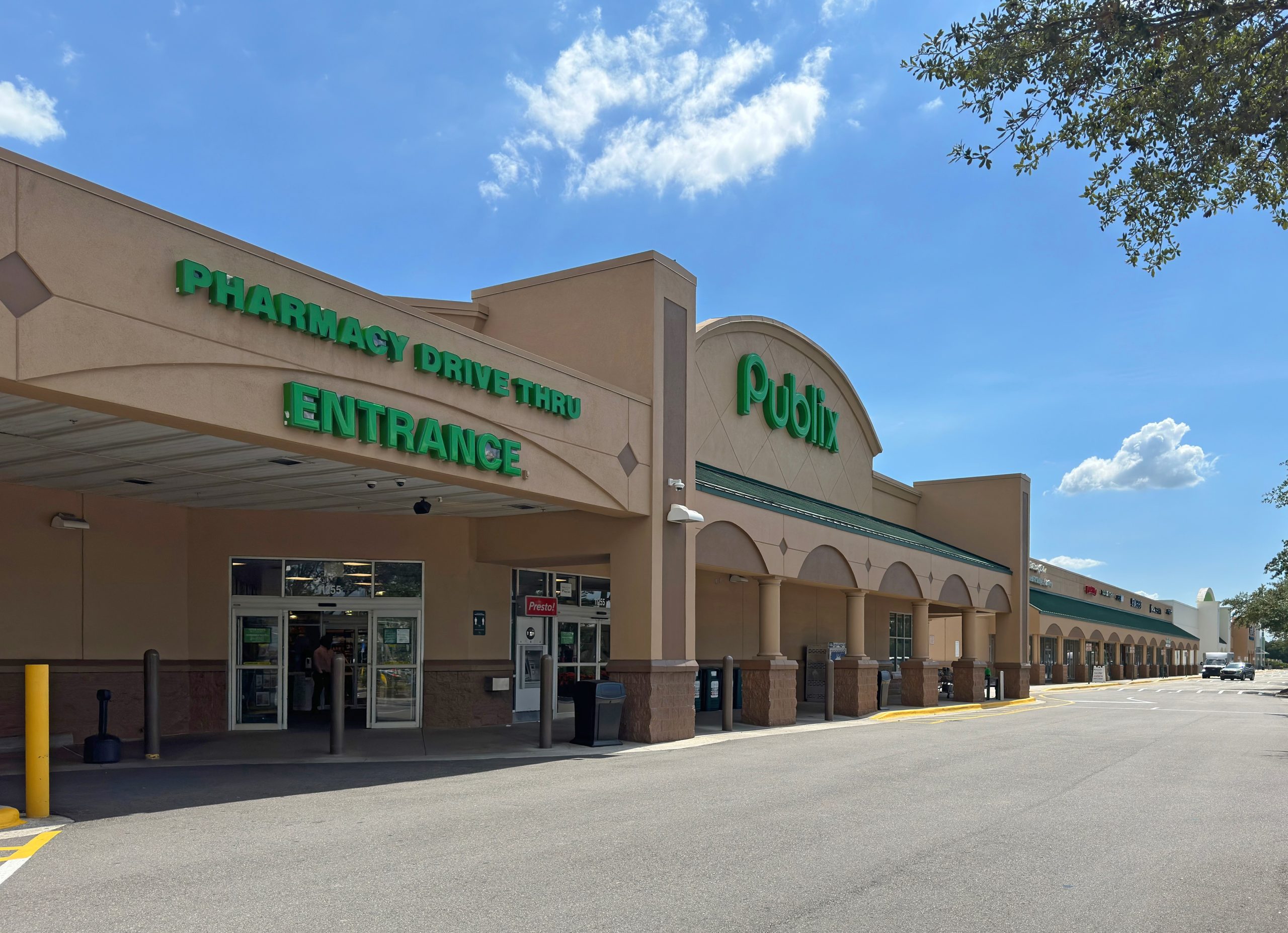 publix pharmacy causeway