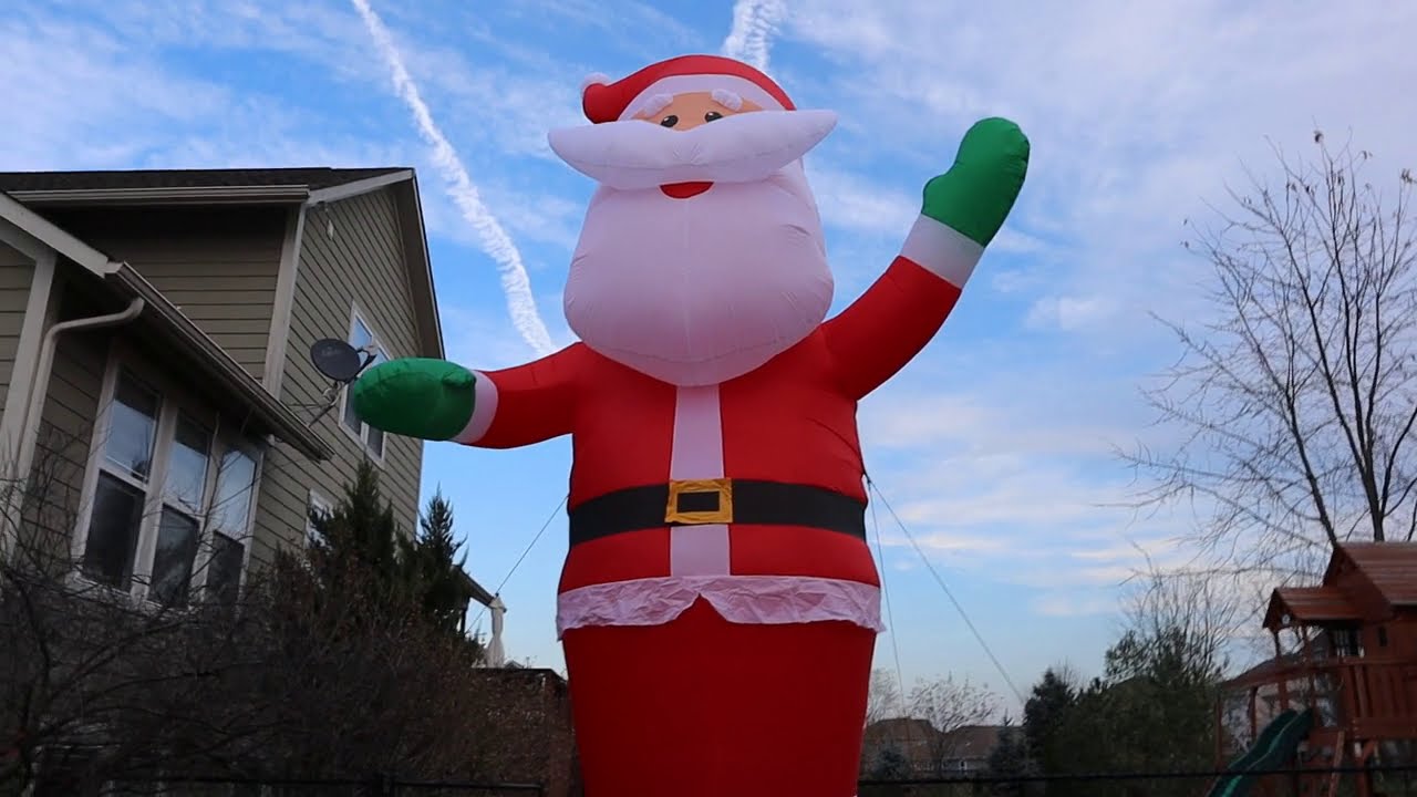 20 ft blow up santa