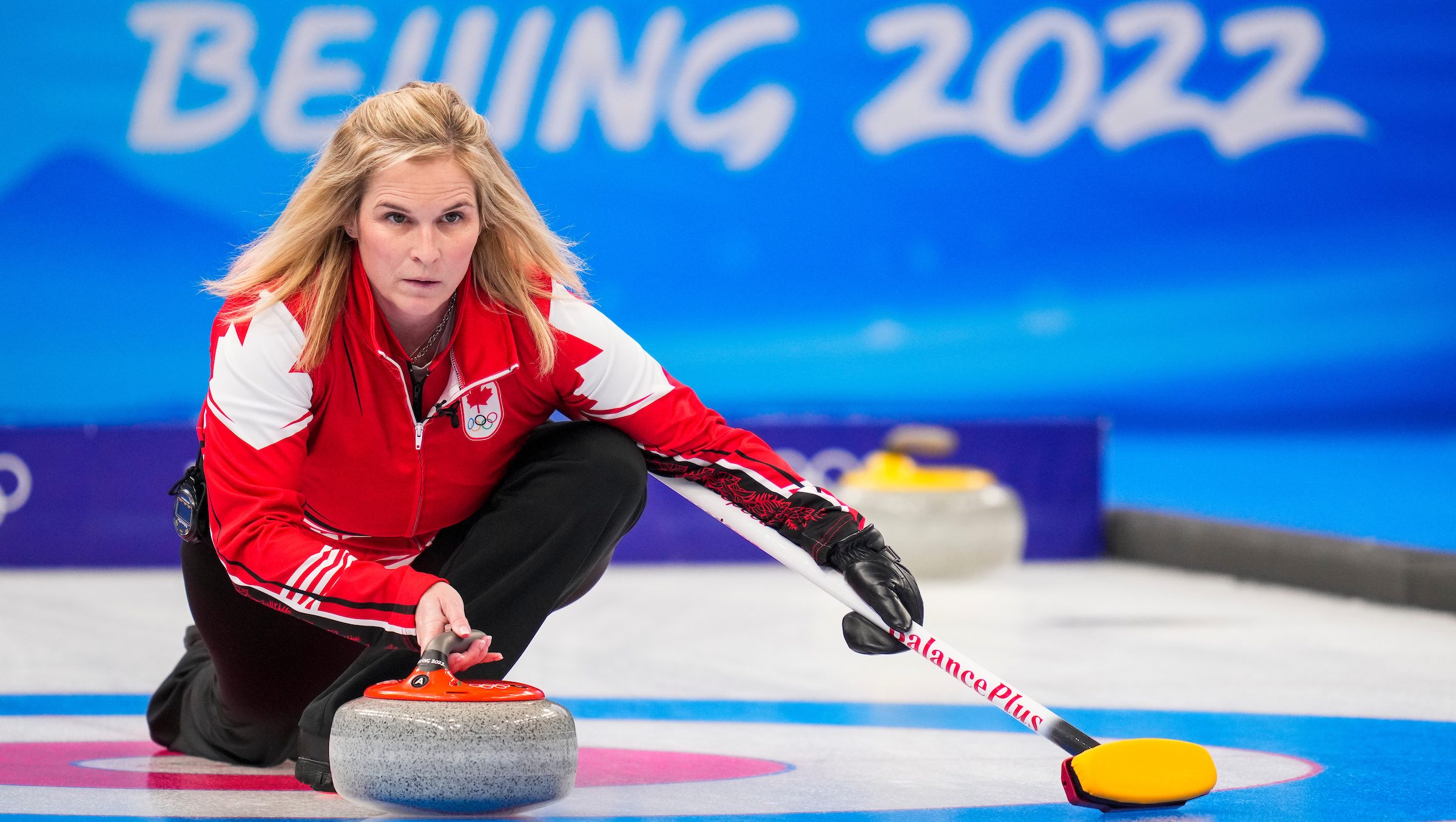 how old is jennifer jones curler