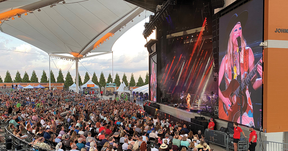 walmart amphitheater capacity