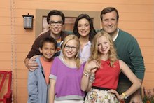 cast van liv and maddie