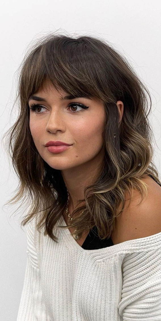 medium short hairstyles 2022