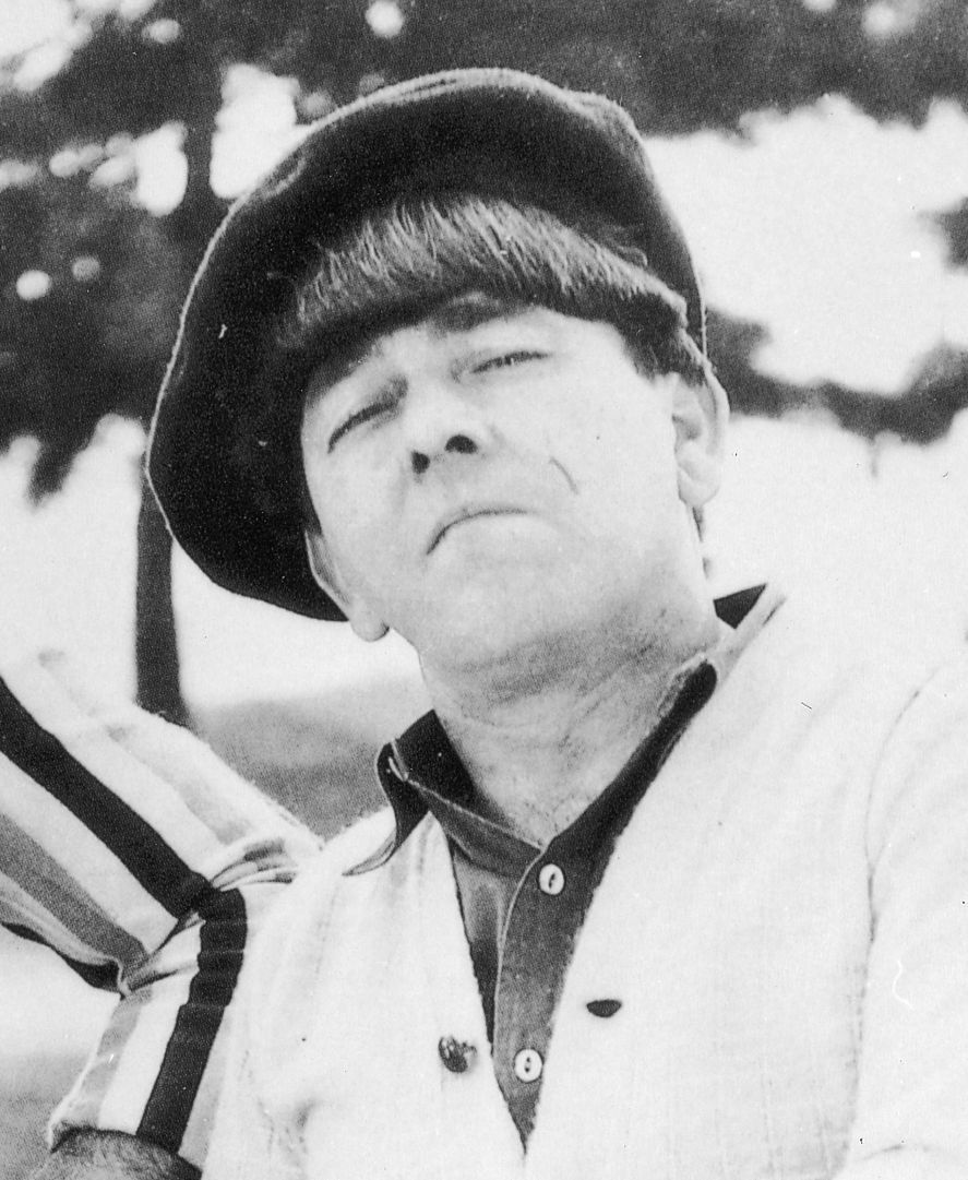 moe howard 3 stooges