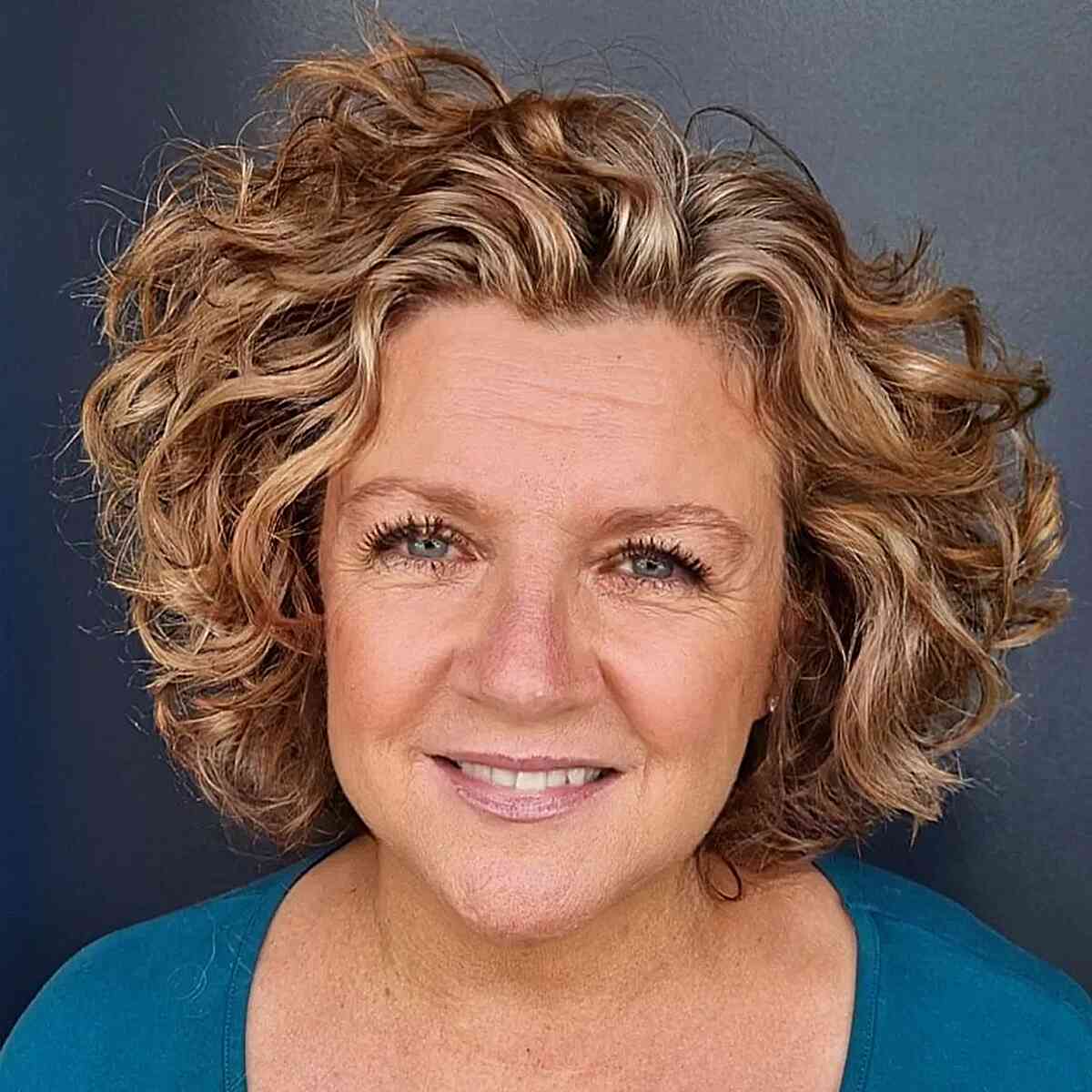 short curly hairstyles for older women