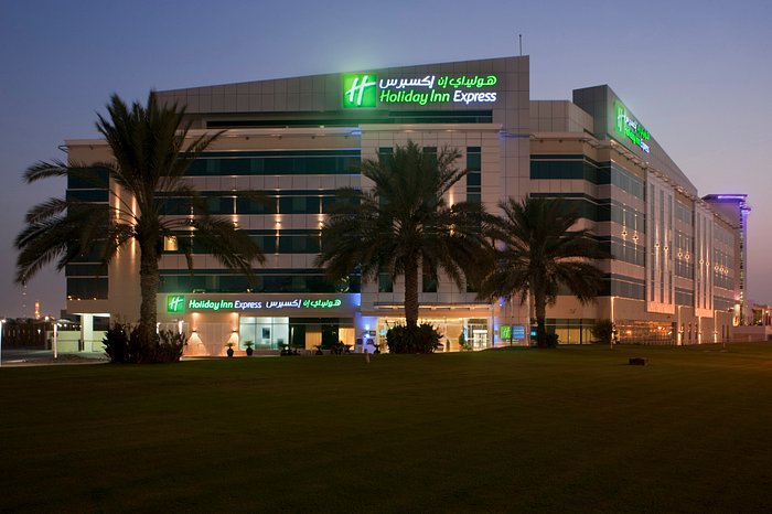 holiday inn express airport