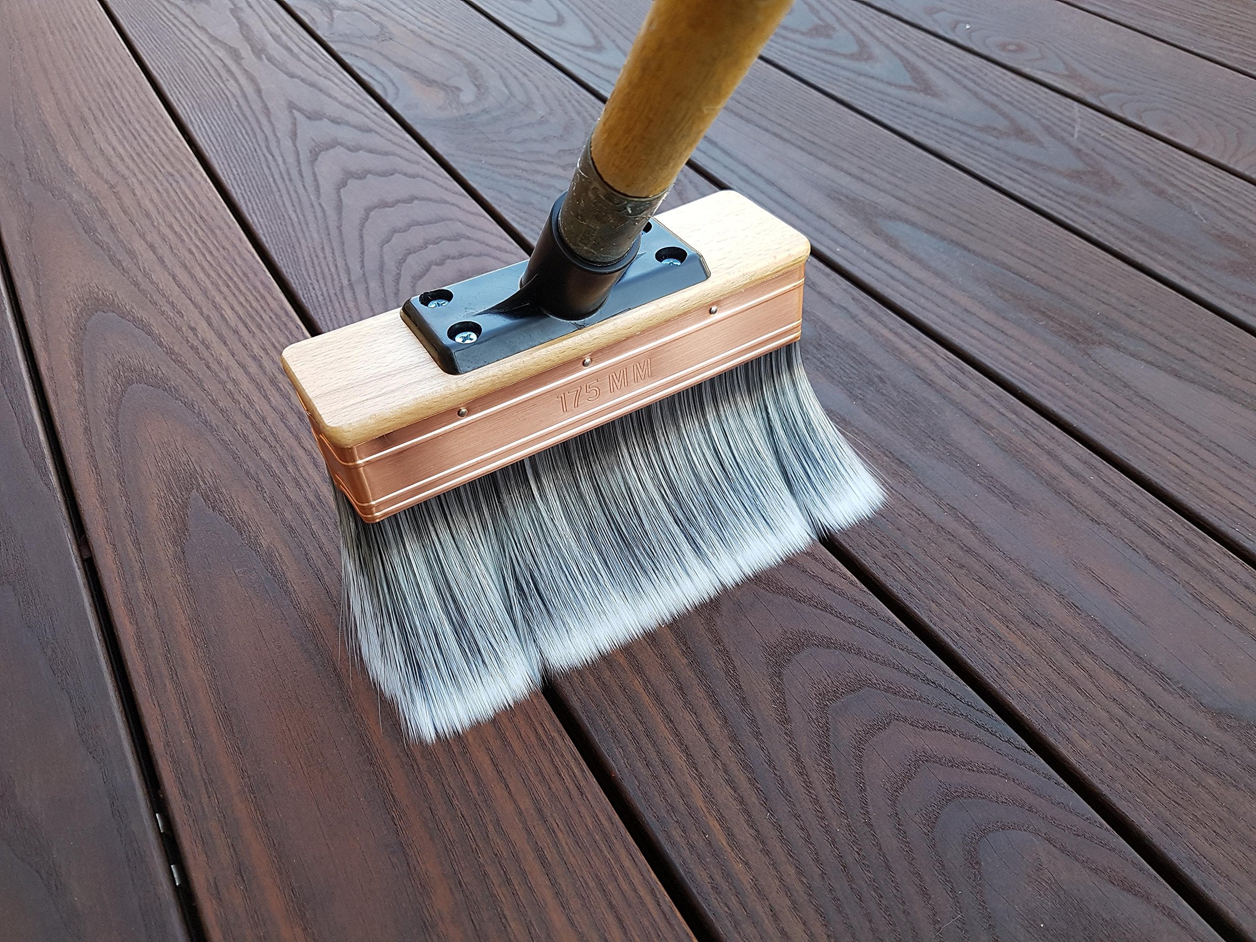 decking staining brush