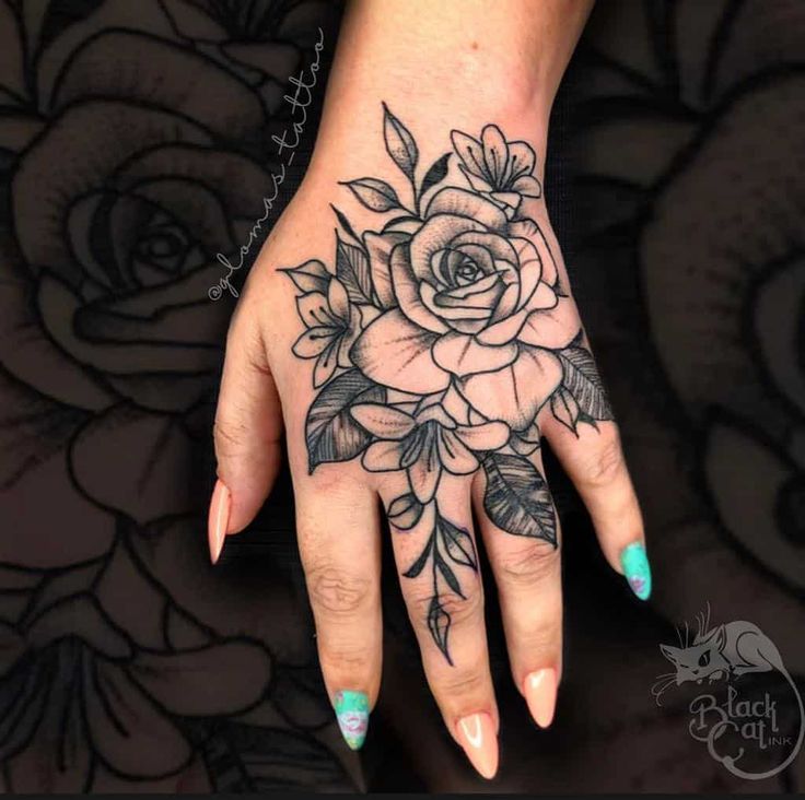 pretty hand tattoos for women