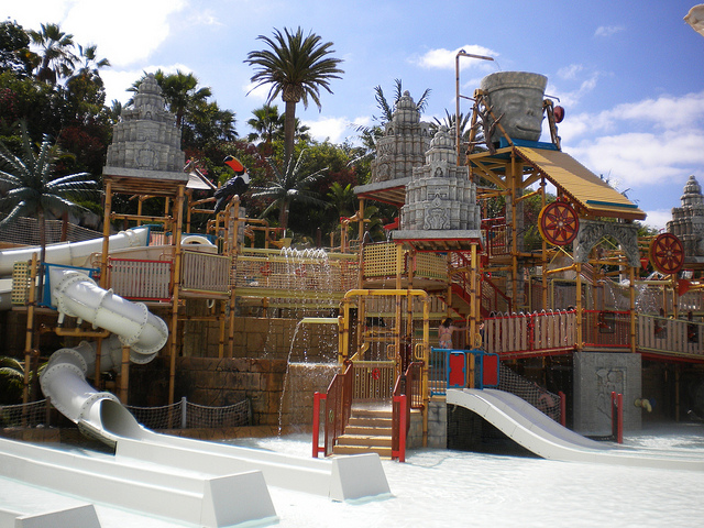 siam park height limits