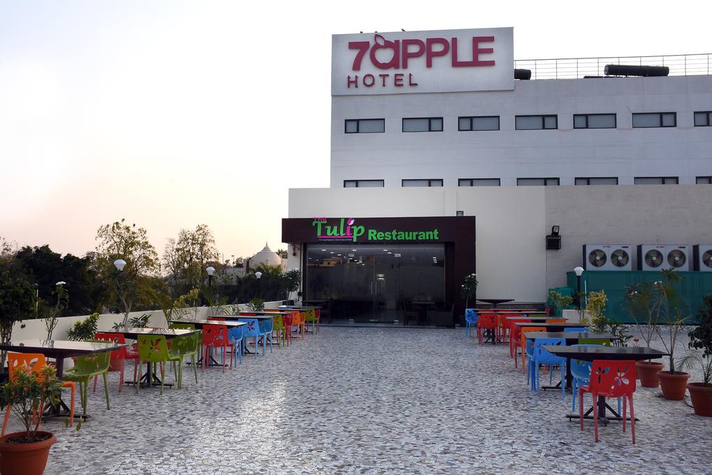 7 apple hotel aurangabad