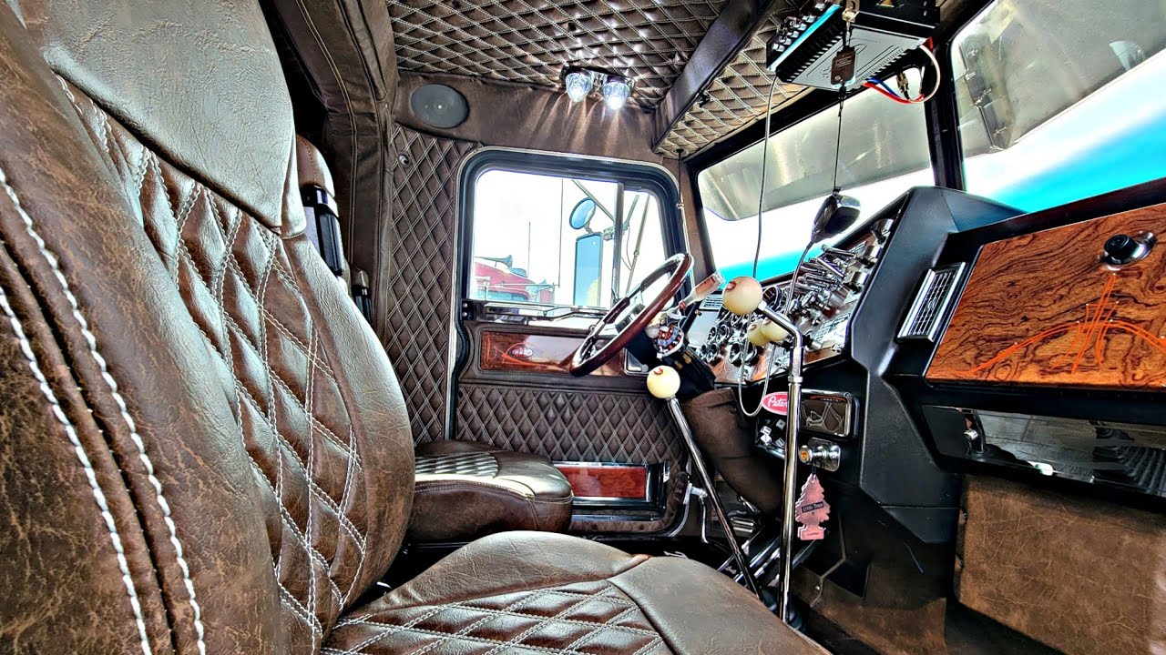 peterbilt 379 interior