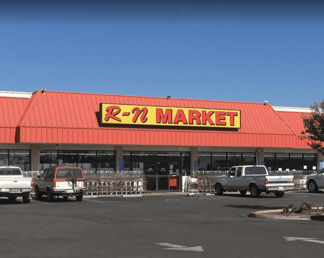 r and n market visalia